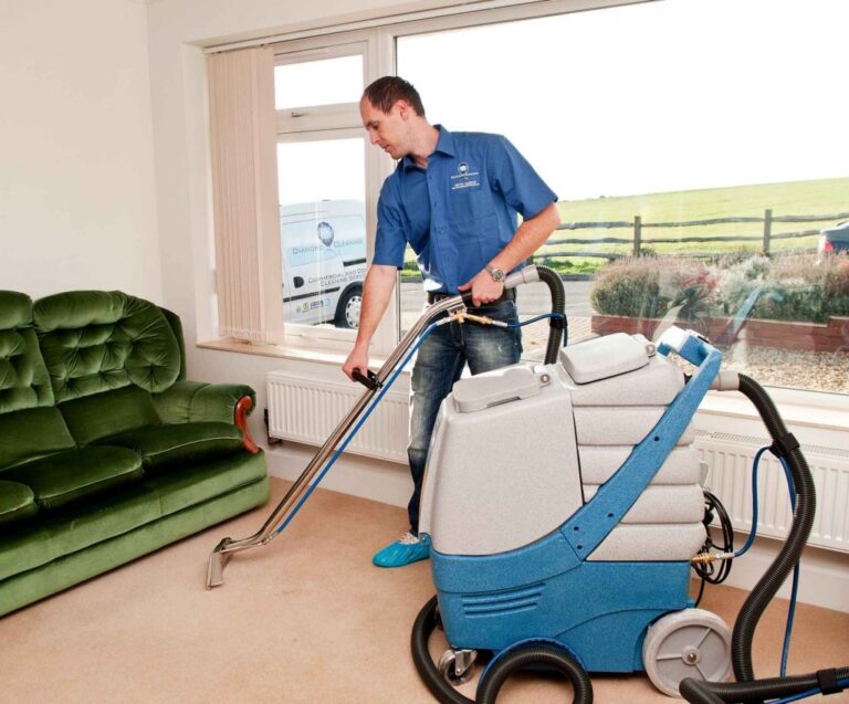 شركة تنظيف بالدمام انستقرام 0552744429 تنظيف المنازل من مجالس وموكيت